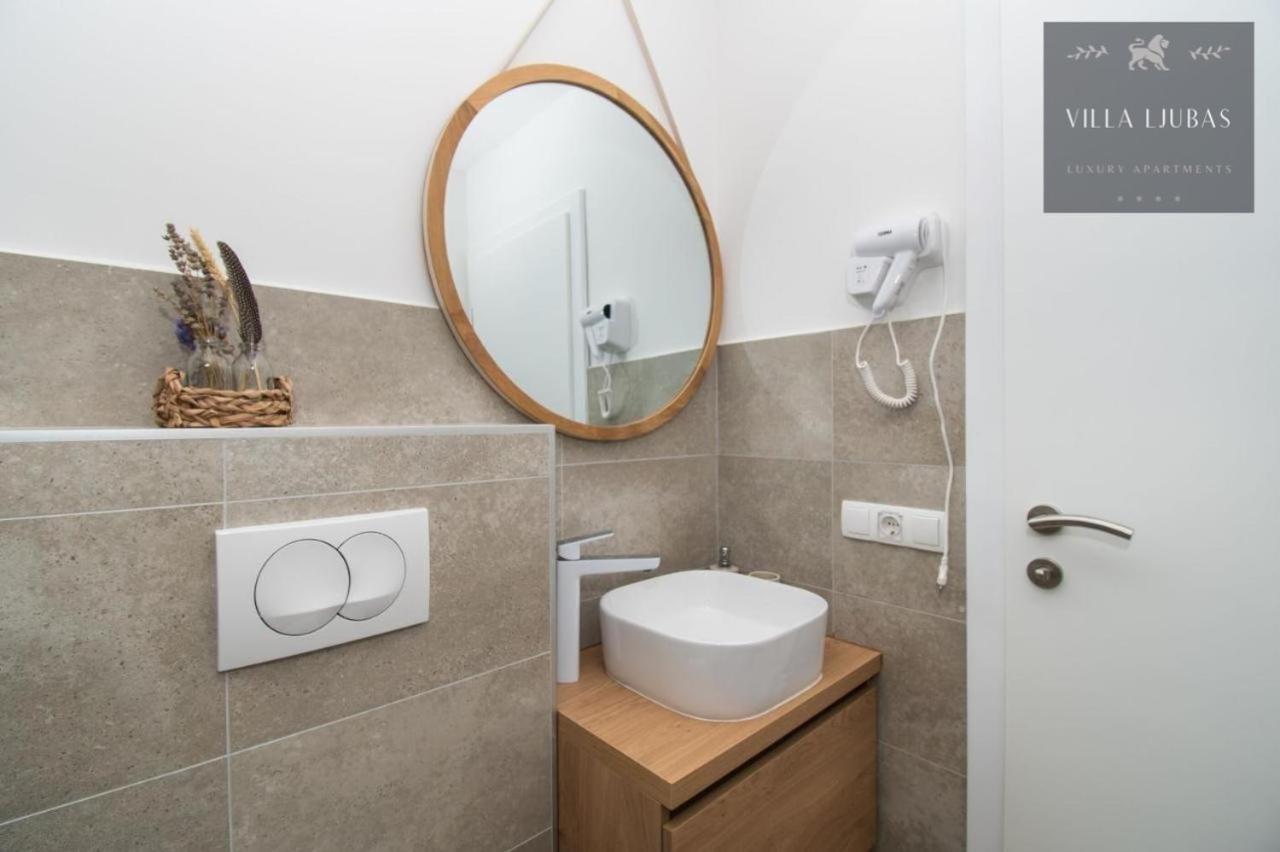 Villa Ljubas Srima Zewnętrze zdjęcie