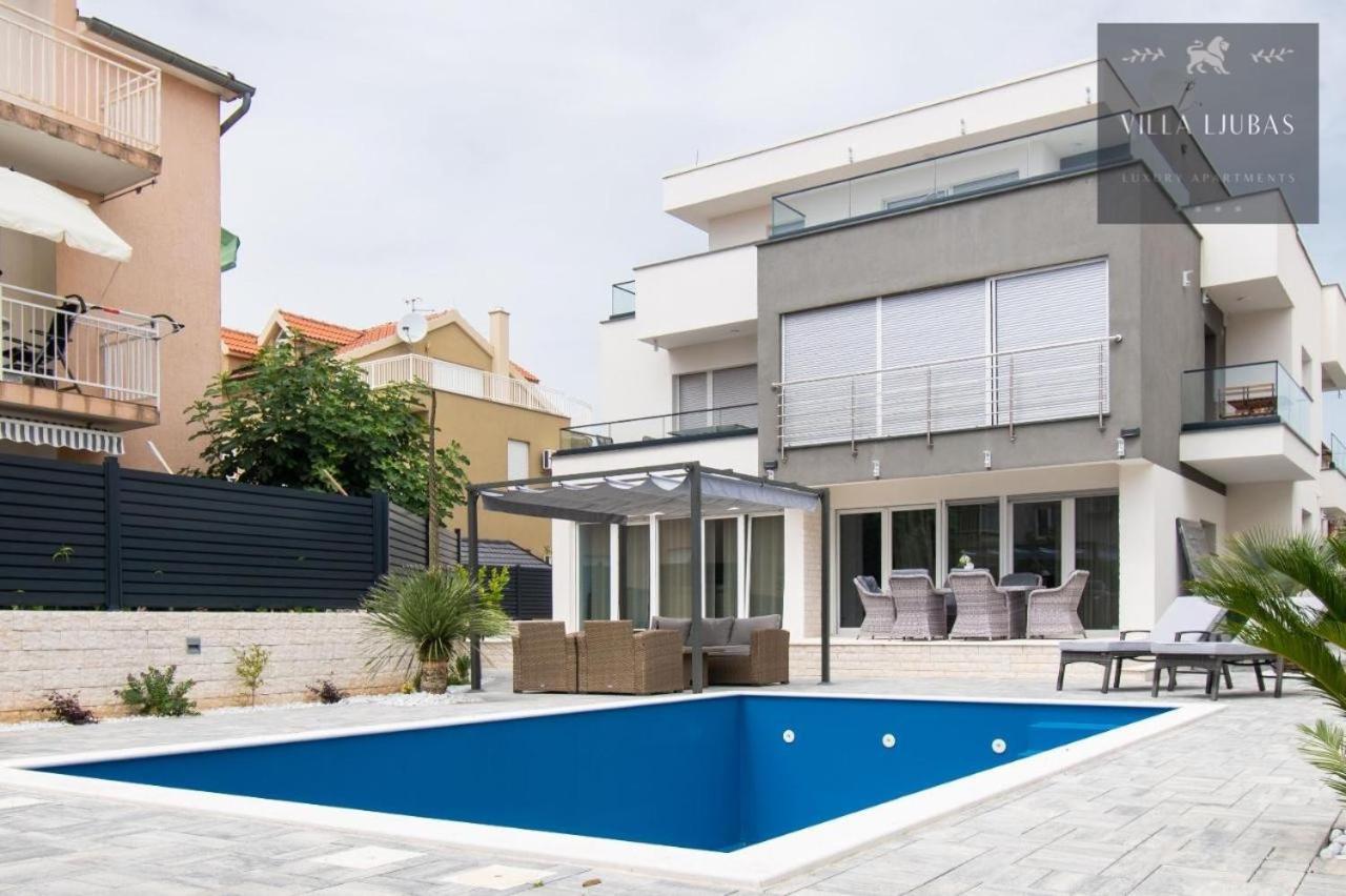 Villa Ljubas Srima Zewnętrze zdjęcie